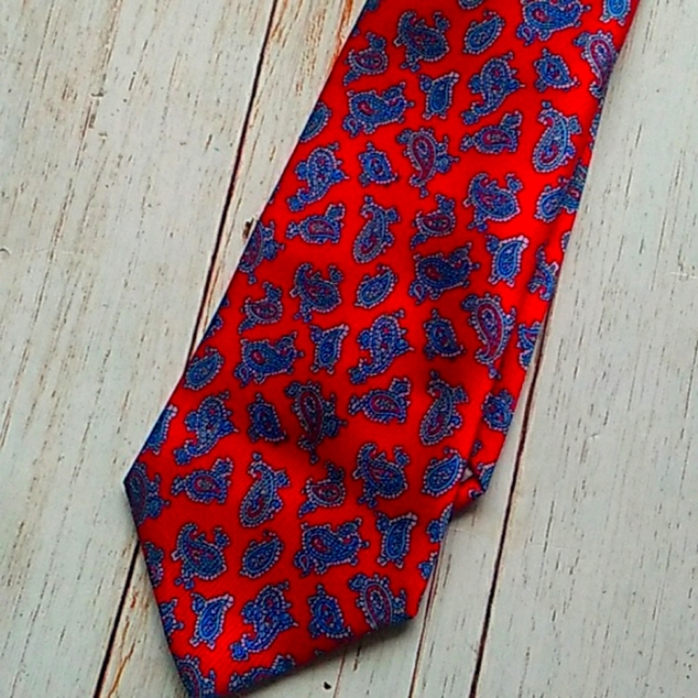 Egon von Furstenberg Paisley Pattern Tie